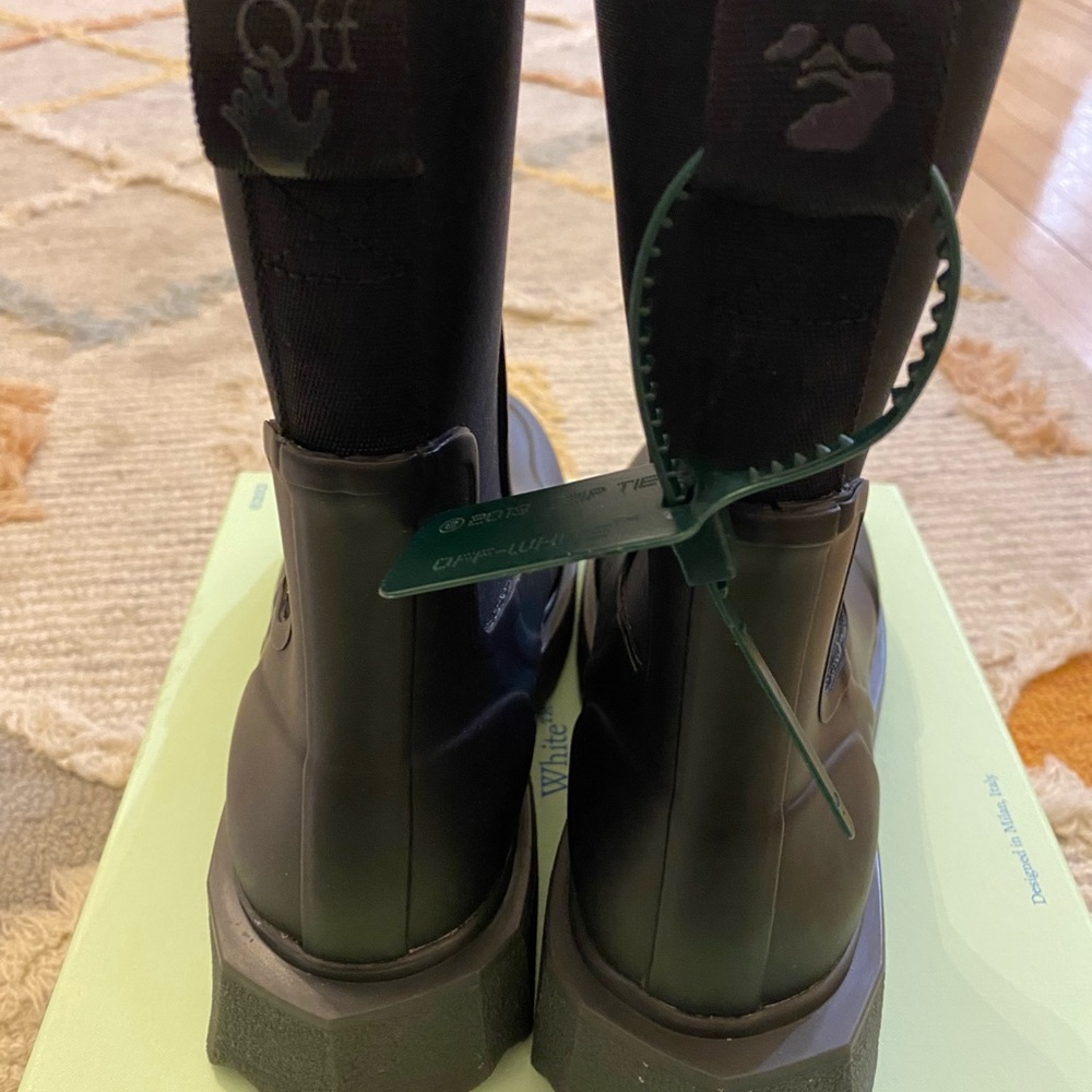 Off-White Sponge Rubber Rain Boots size 37 - Picture 7 of 12